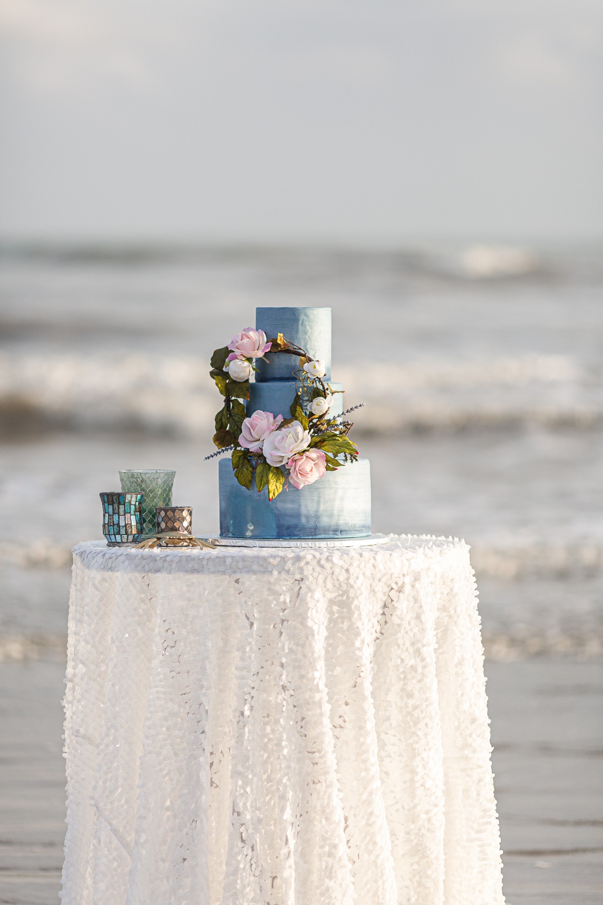 blue wedding cake