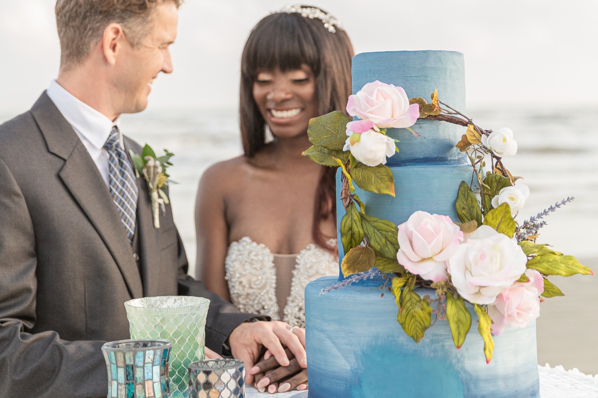 blue wedding cake