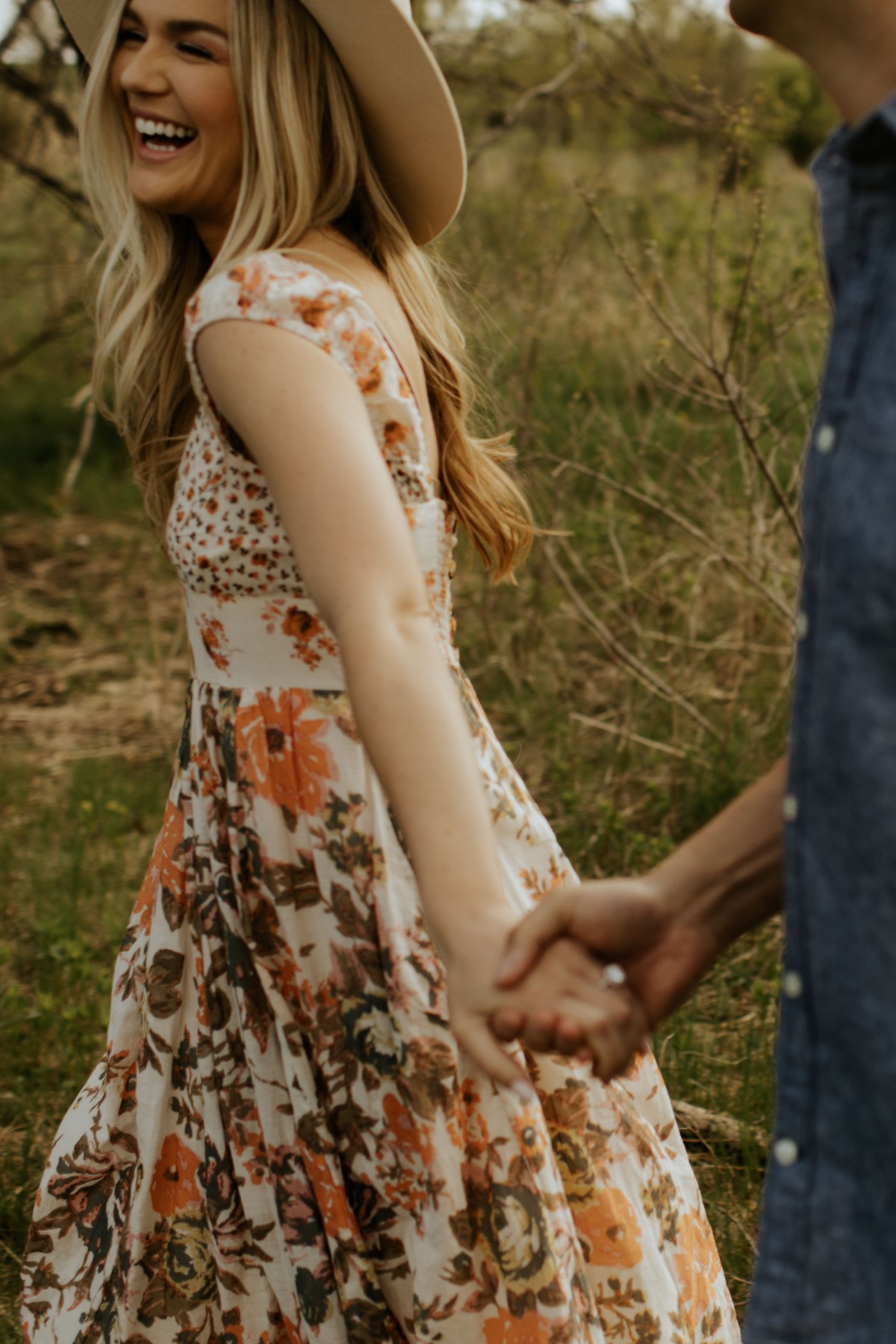 downtownomahanebraskaengagementphotograp