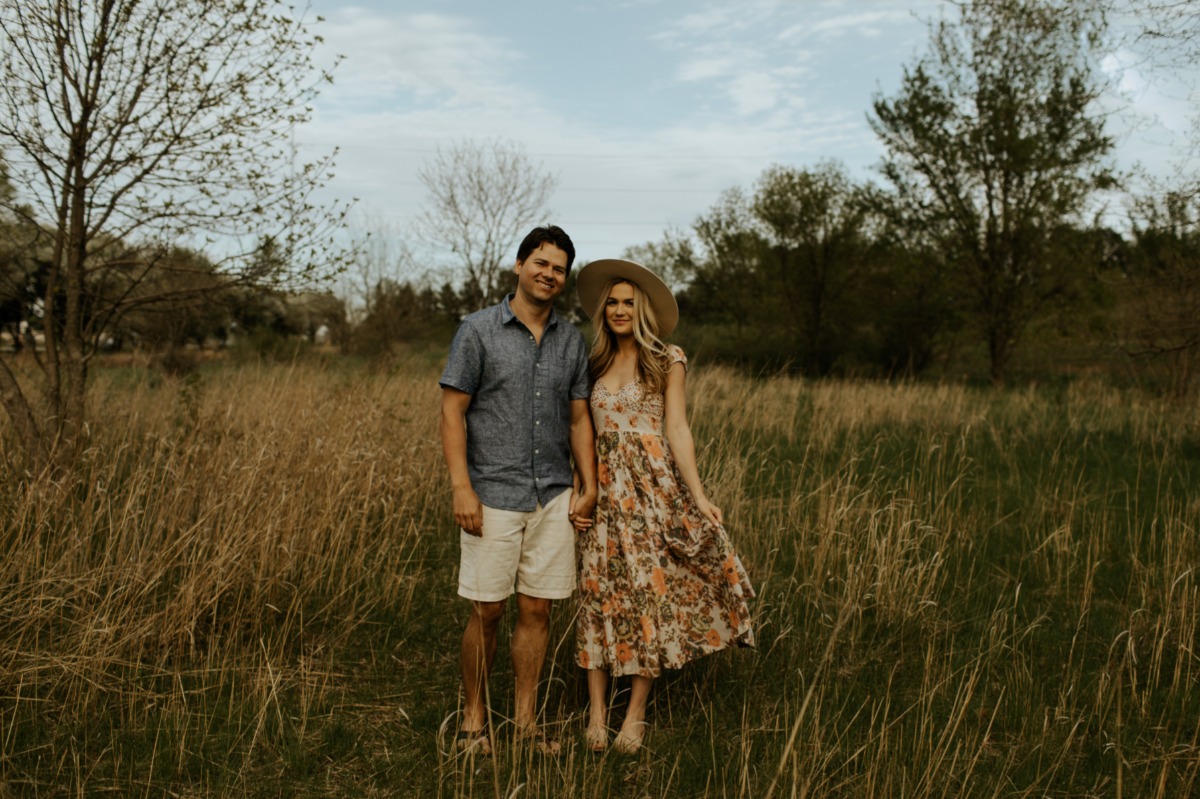 downtownomahanebraskaengagementphotograp