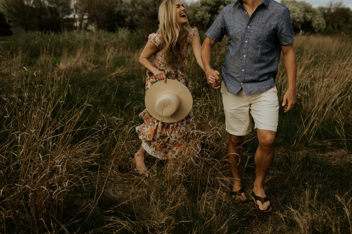 downtownomahanebraskaengagementphotograp