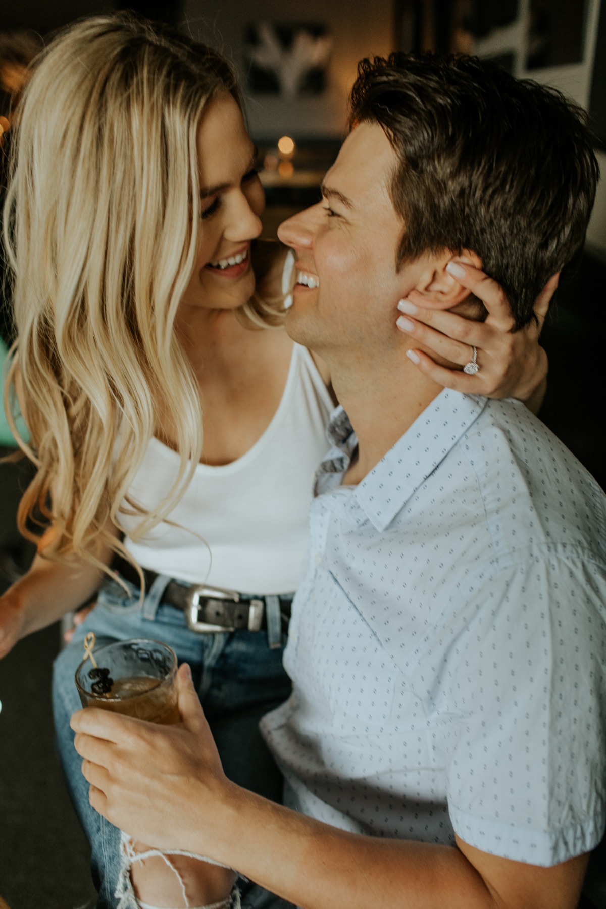 downtownomahanebraskaengagementphotograp