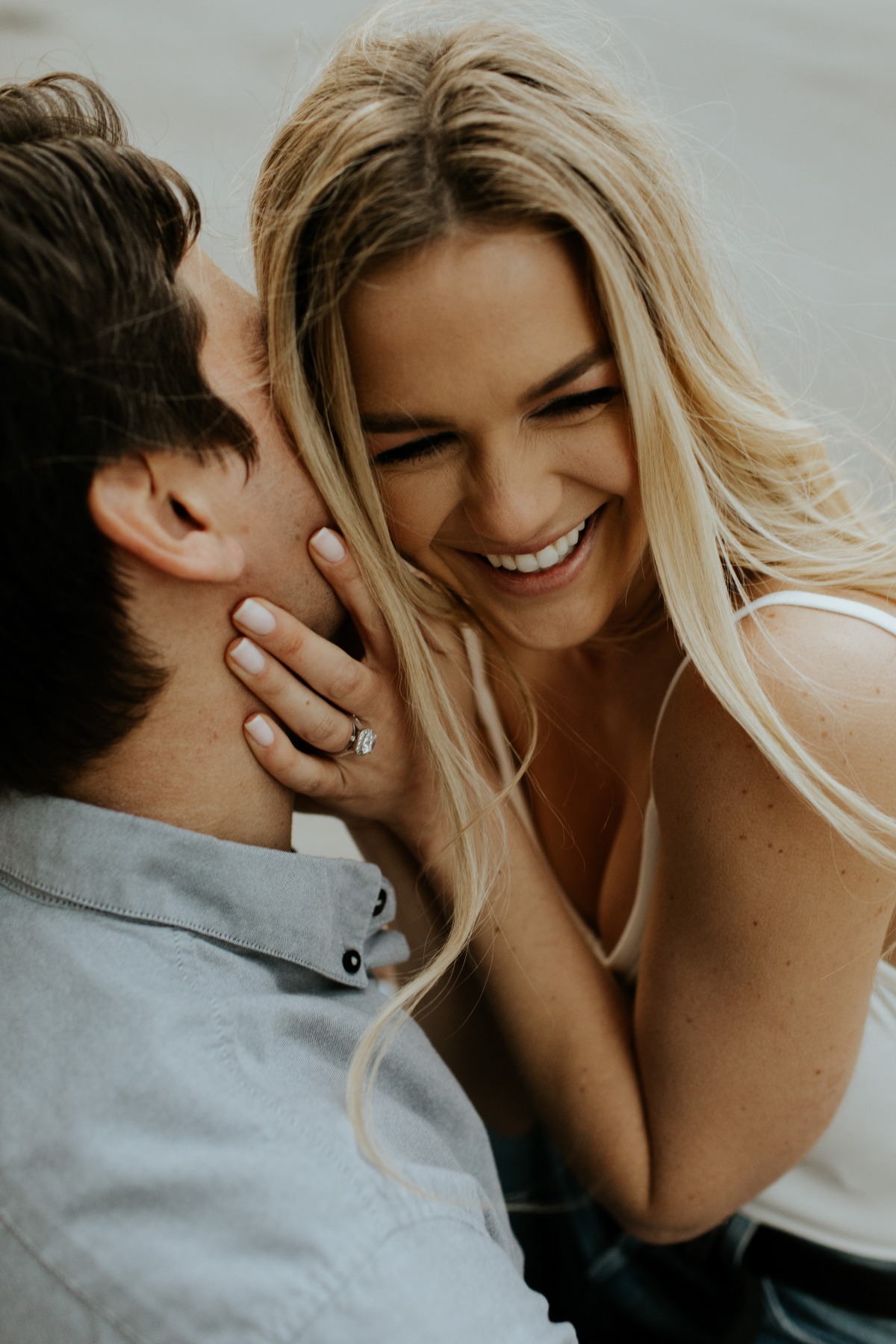 downtownomahanebraskaengagementphotograp