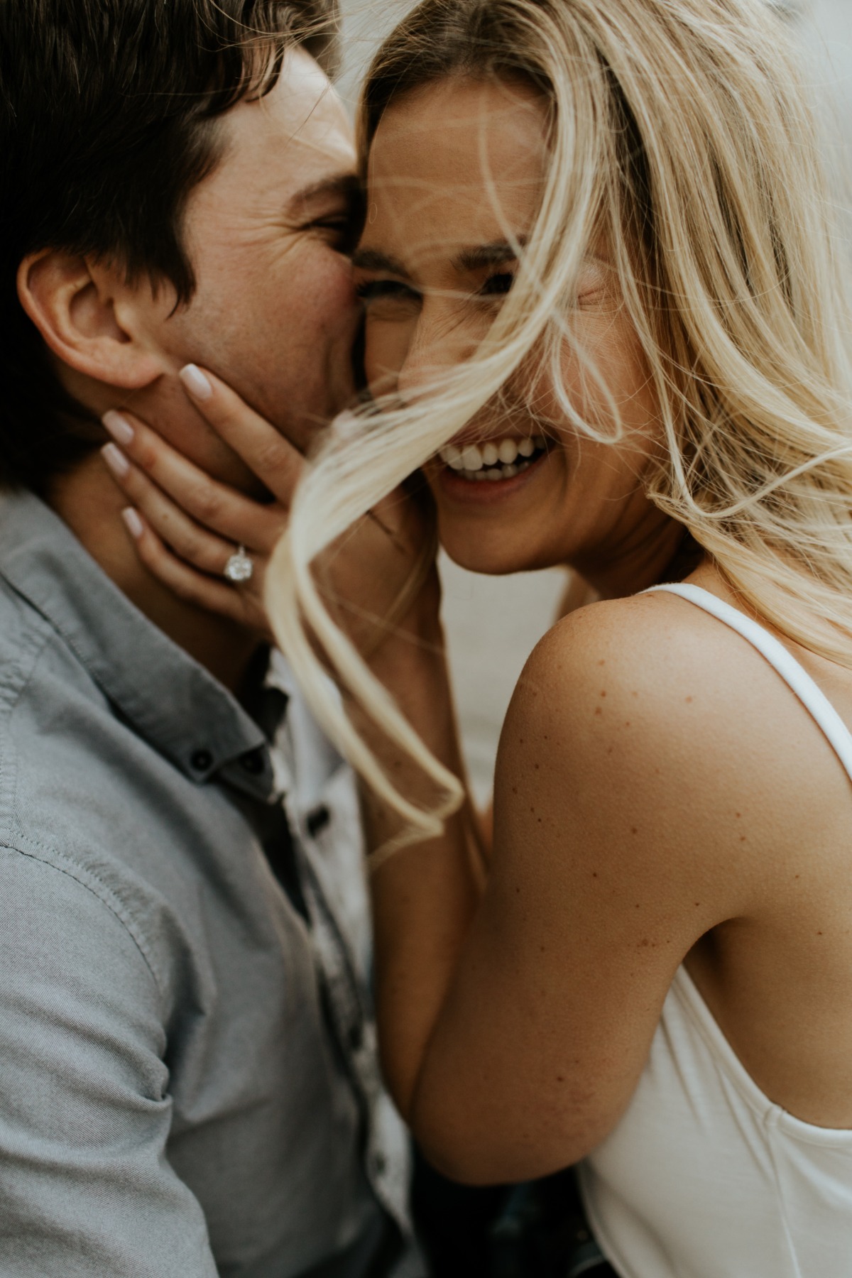 downtownomahanebraskaengagementphotograp