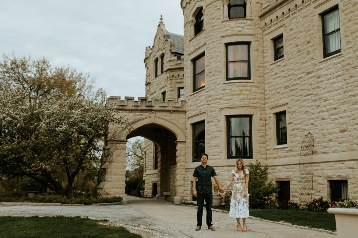 downtownomahanebraskaengagementphotograp