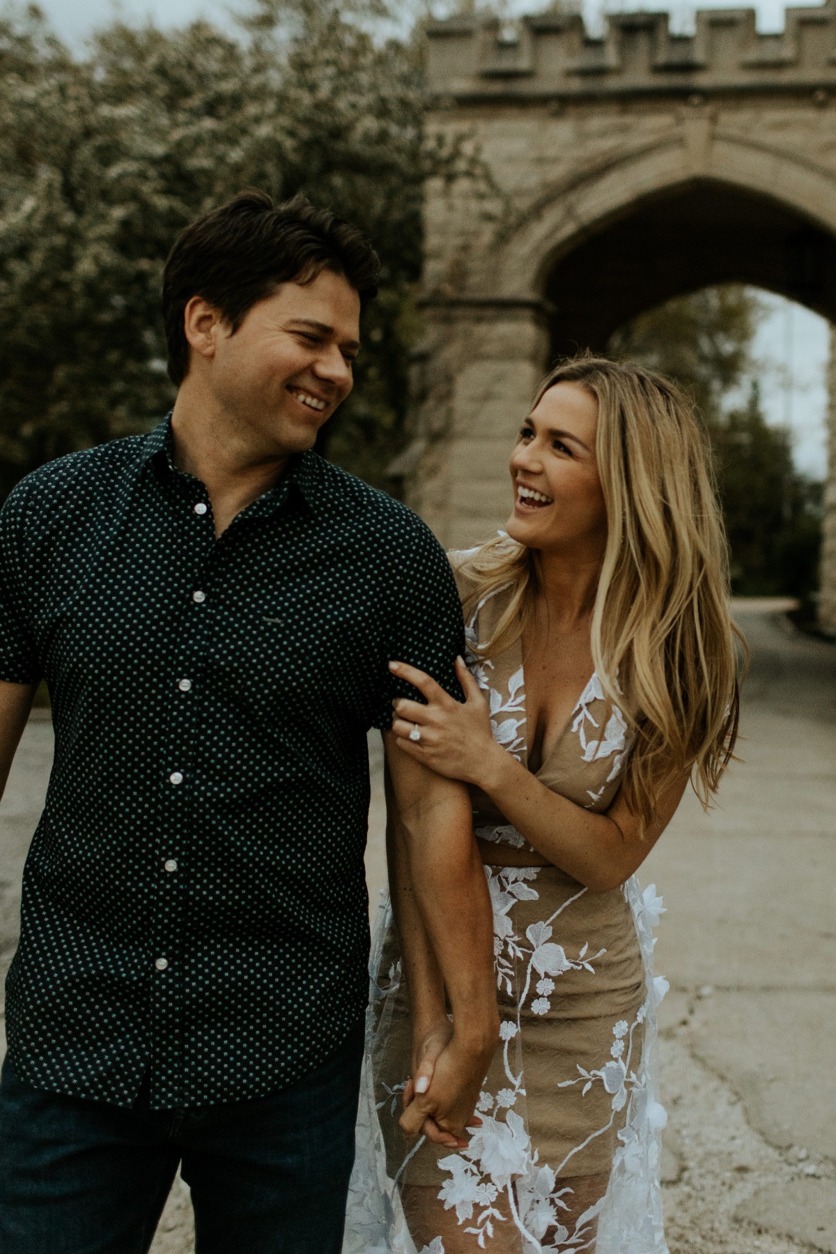downtownomahanebraskaengagementphotograp