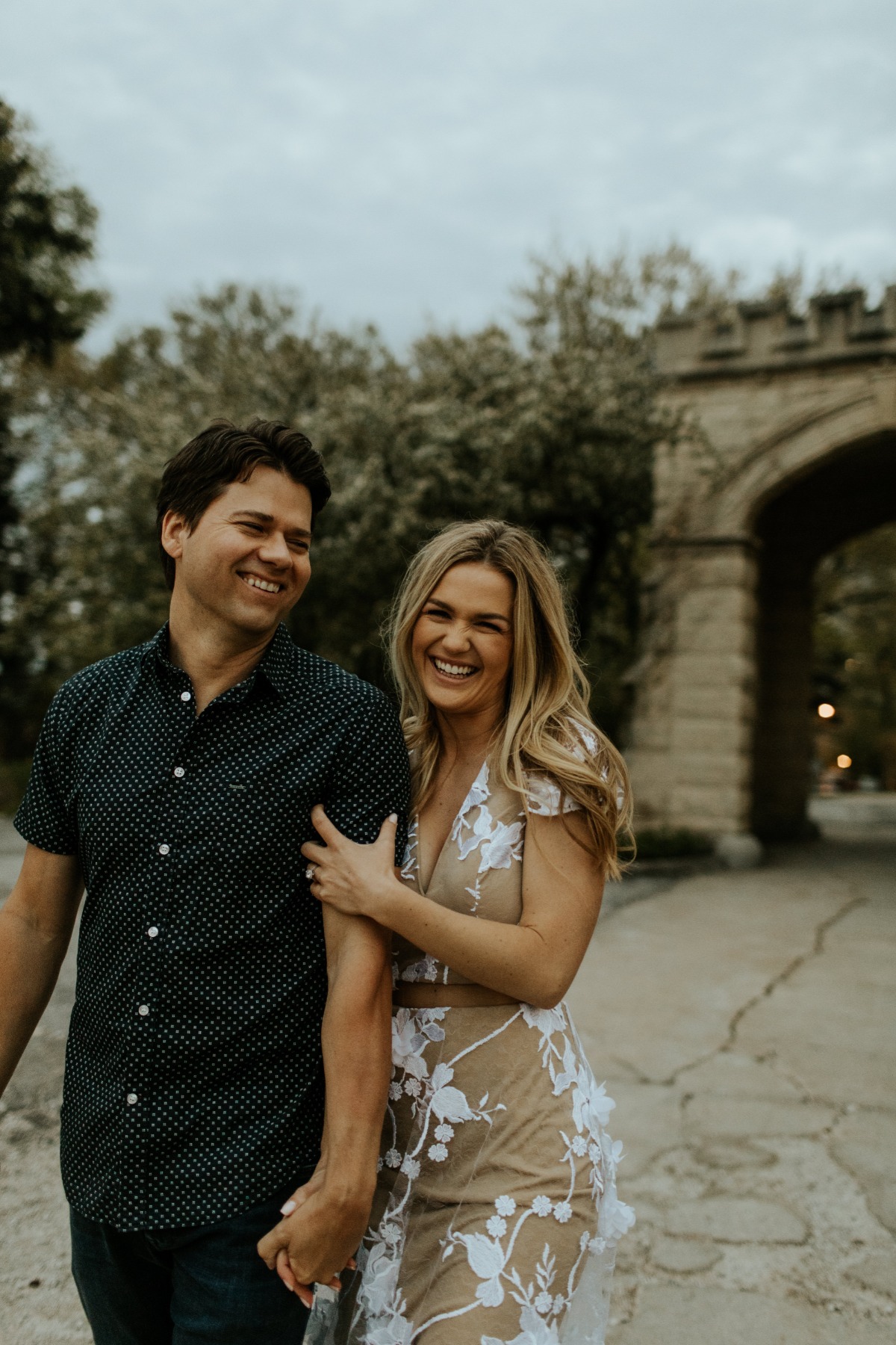 downtownomahanebraskaengagementphotograp