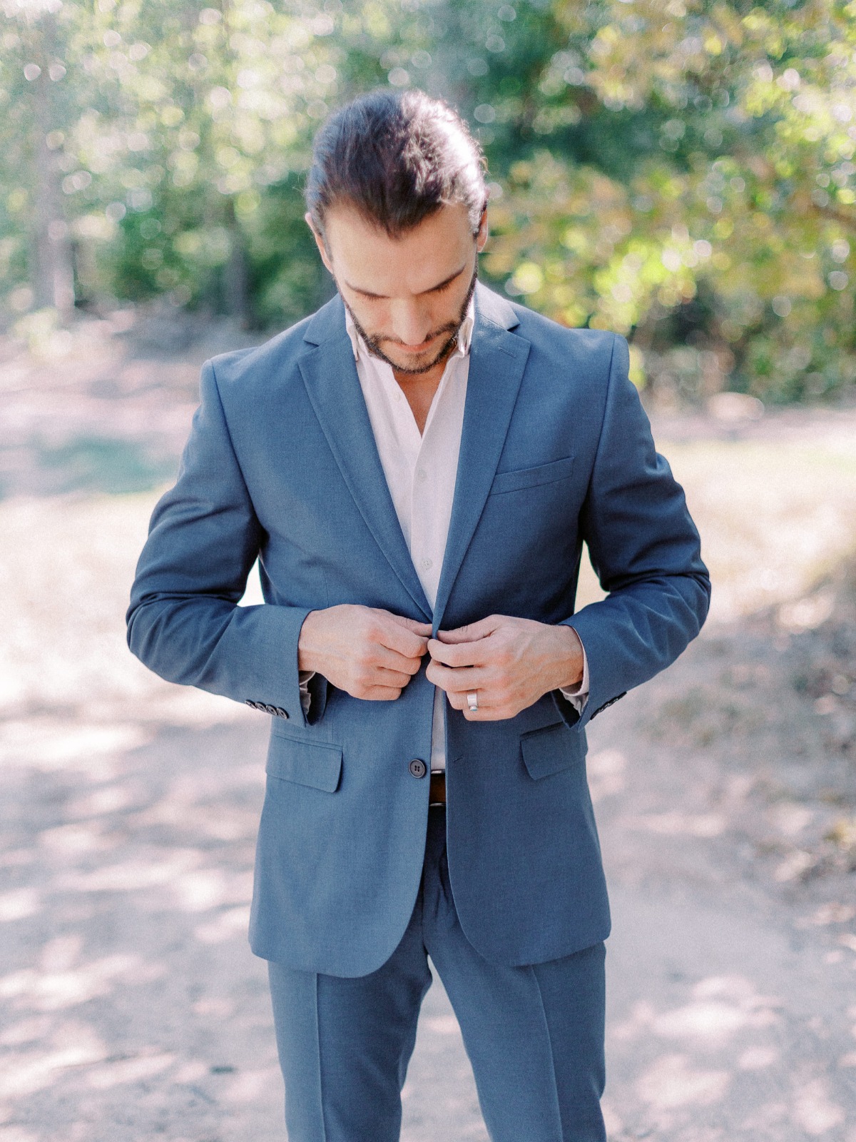 relaxed blue suit look for groom