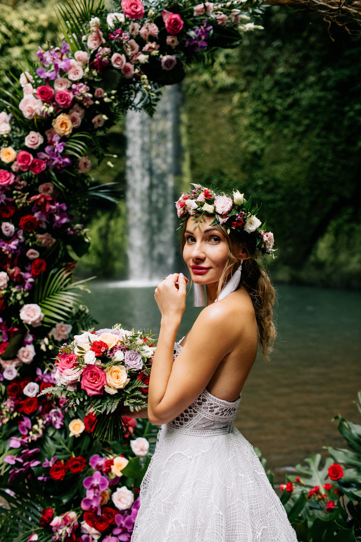 bright wedding floral ideas