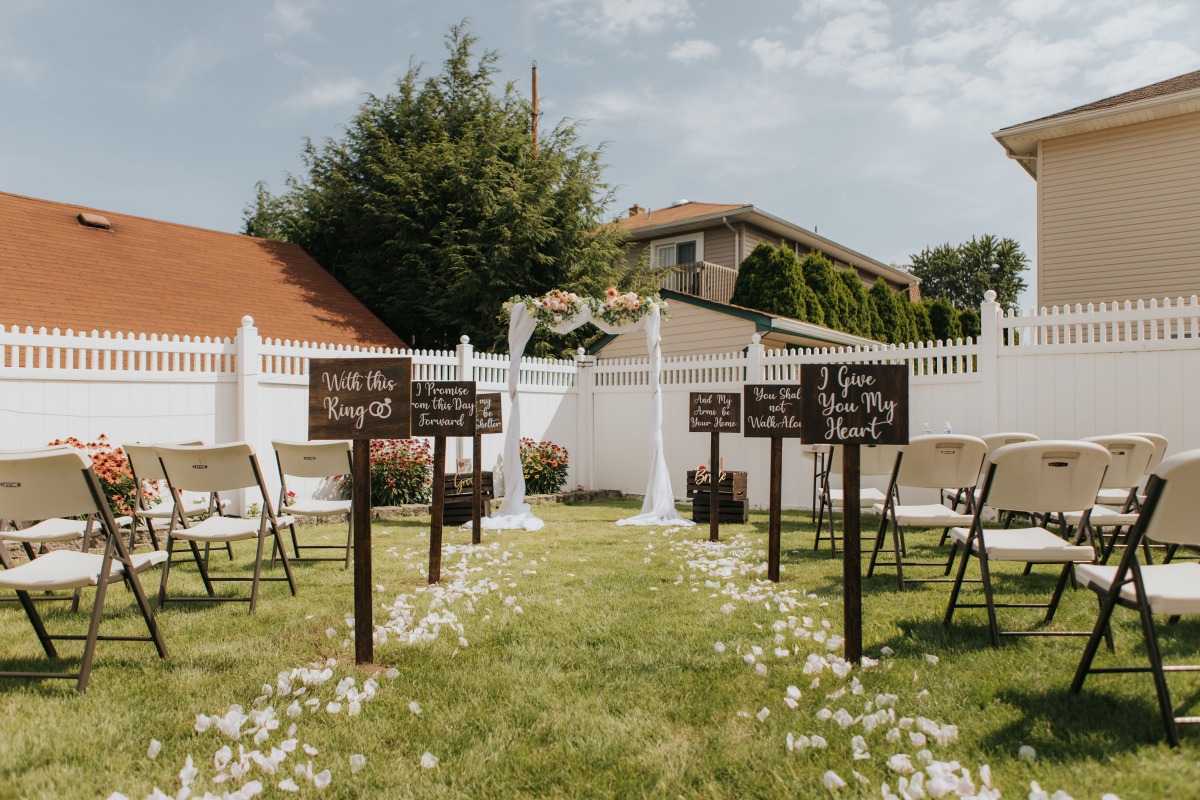 Intimate Backyard Wedding Ideas