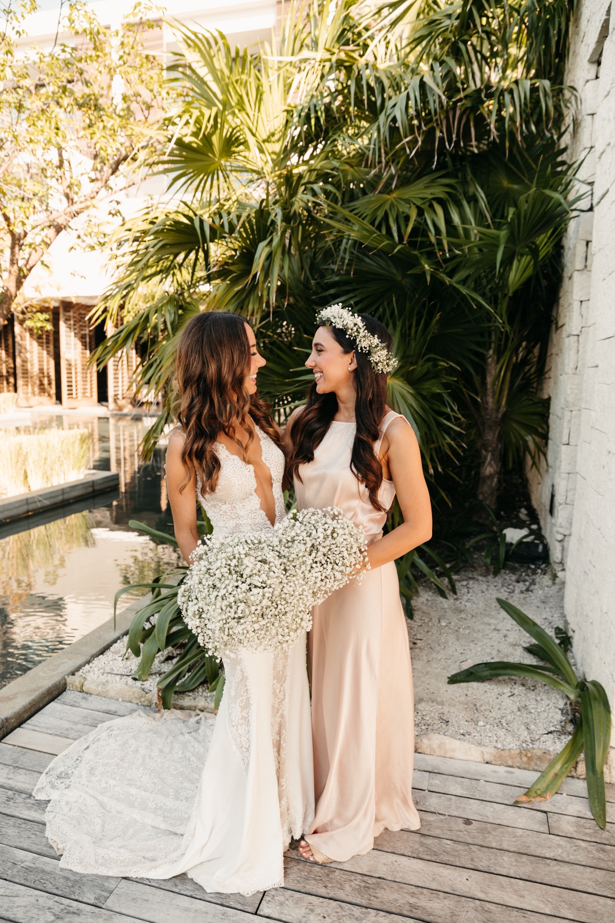 Maid of Honor and Bride Photo