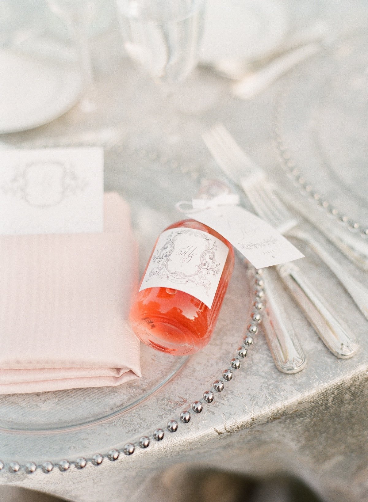 mini cocktail bottles for wedding favors