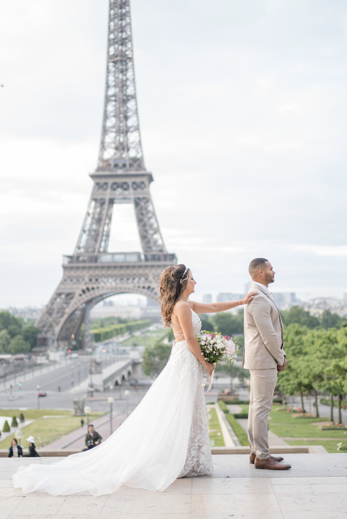 paris-photographer-paris-elopement-001