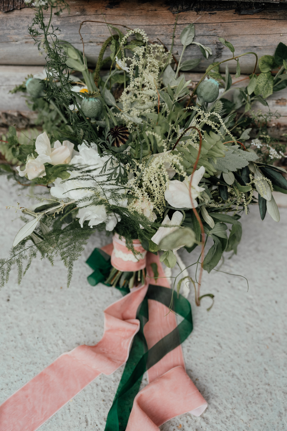 green wedding bouquet