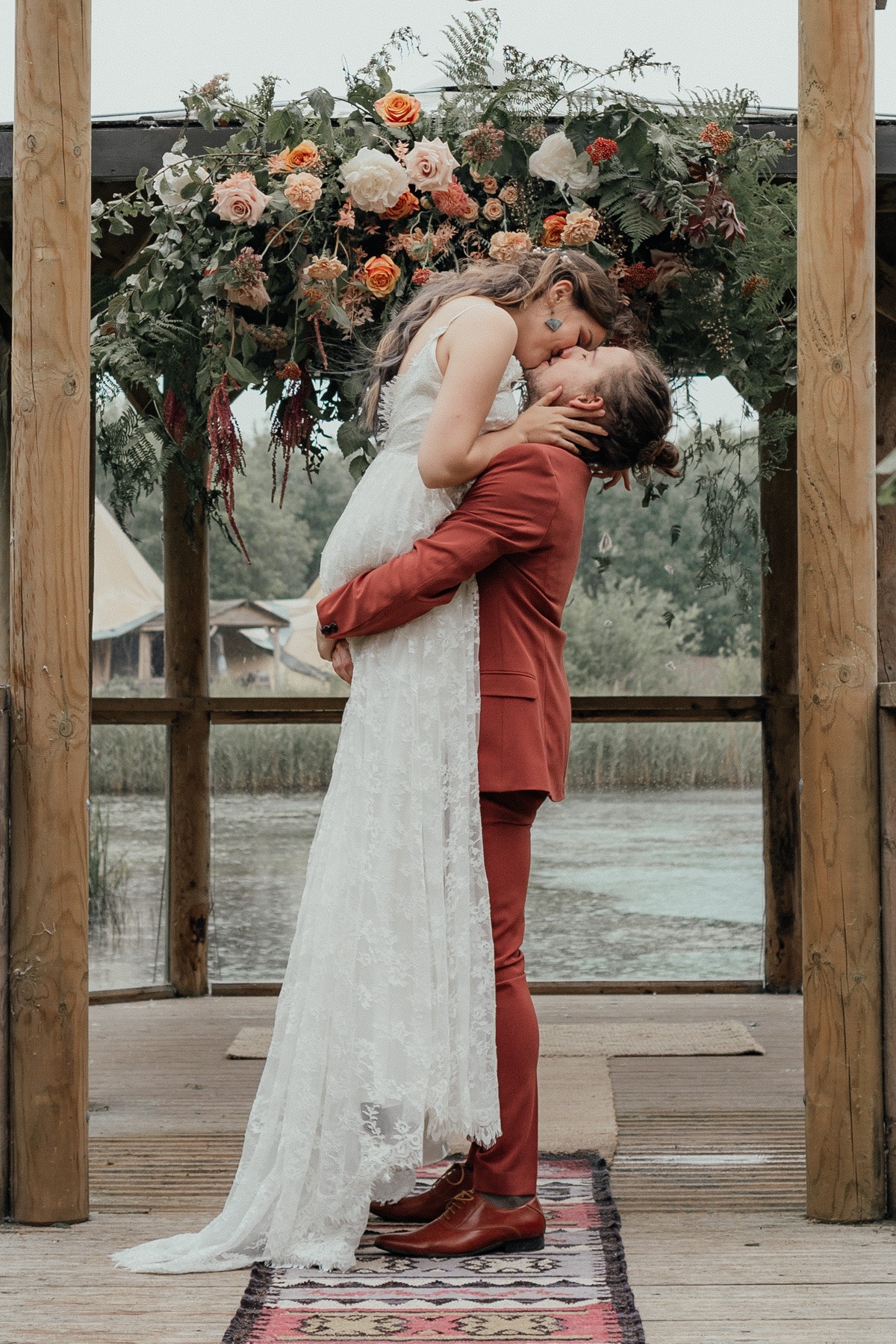 rosanna-lilly-photography_oaklands-weddi