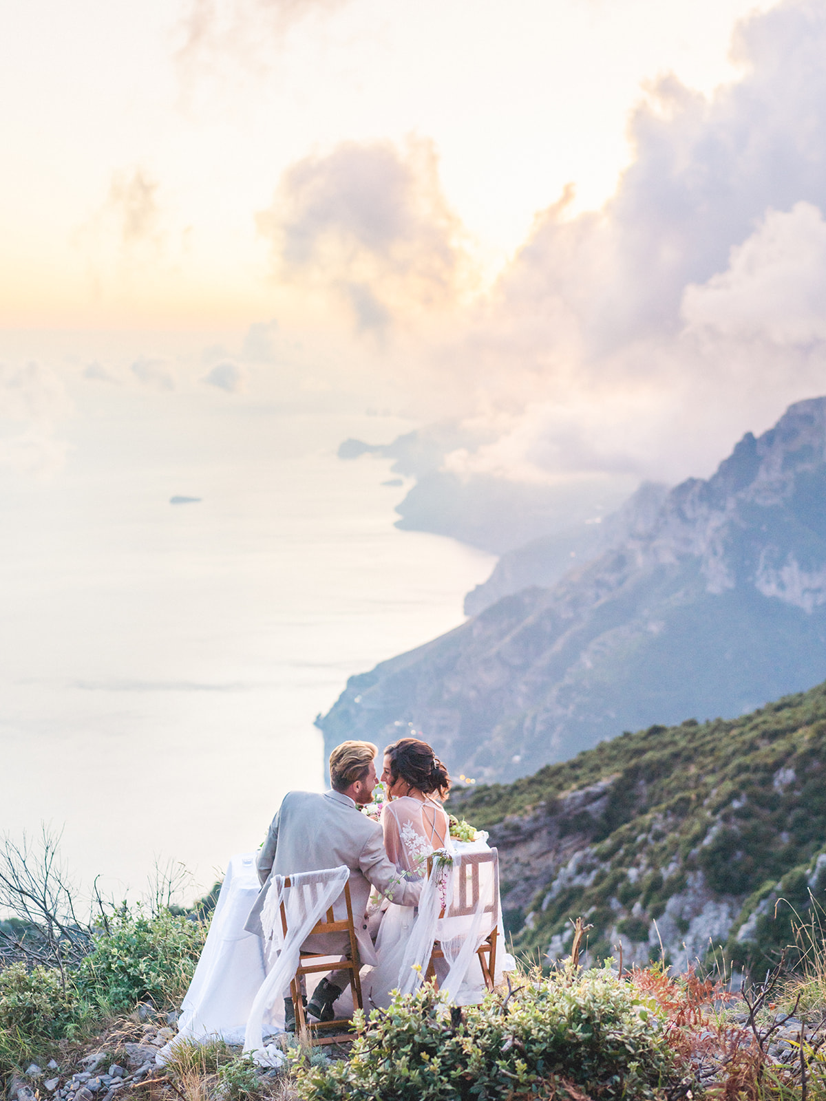 sandraaberg3_4-amalficoast-elopment-path