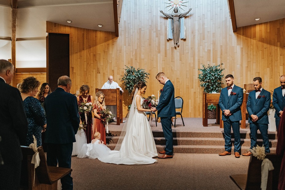 Church wedding photography ideas