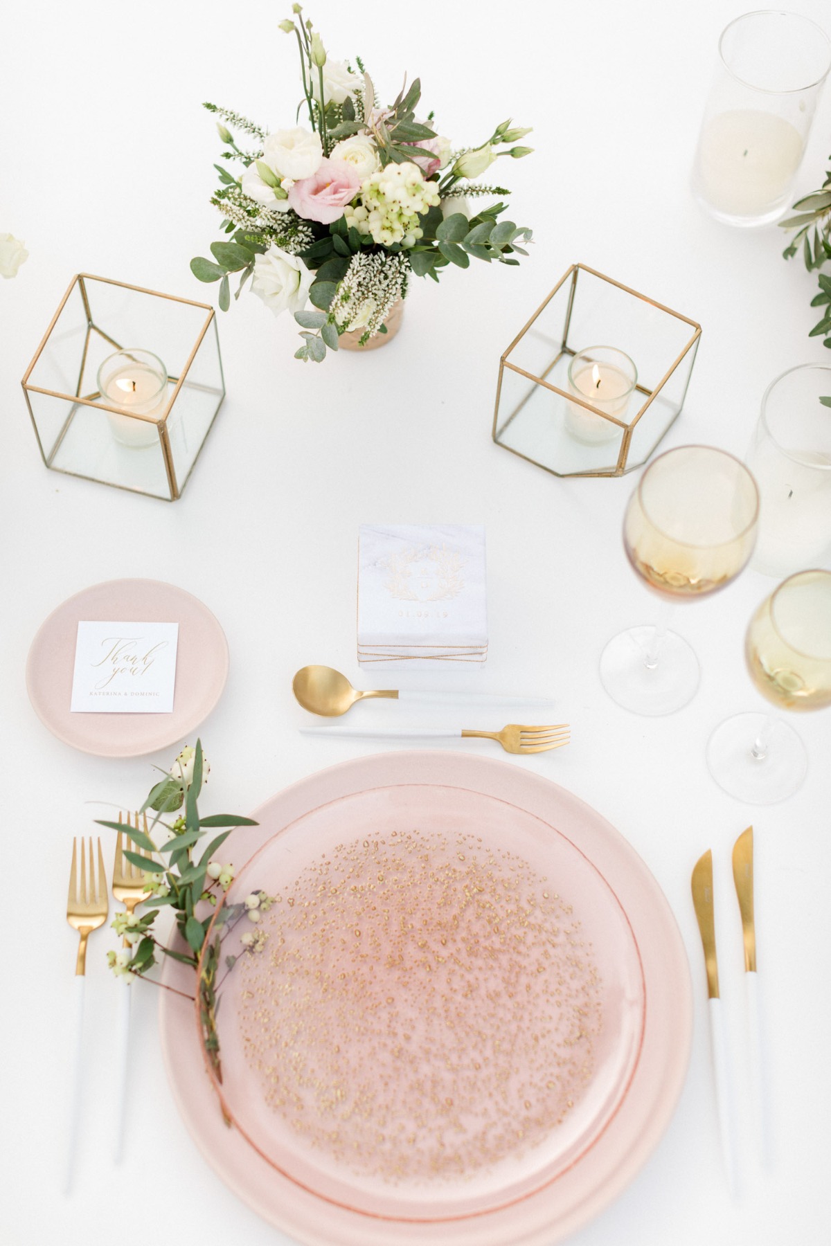 pink, white and gold wedding reception decor