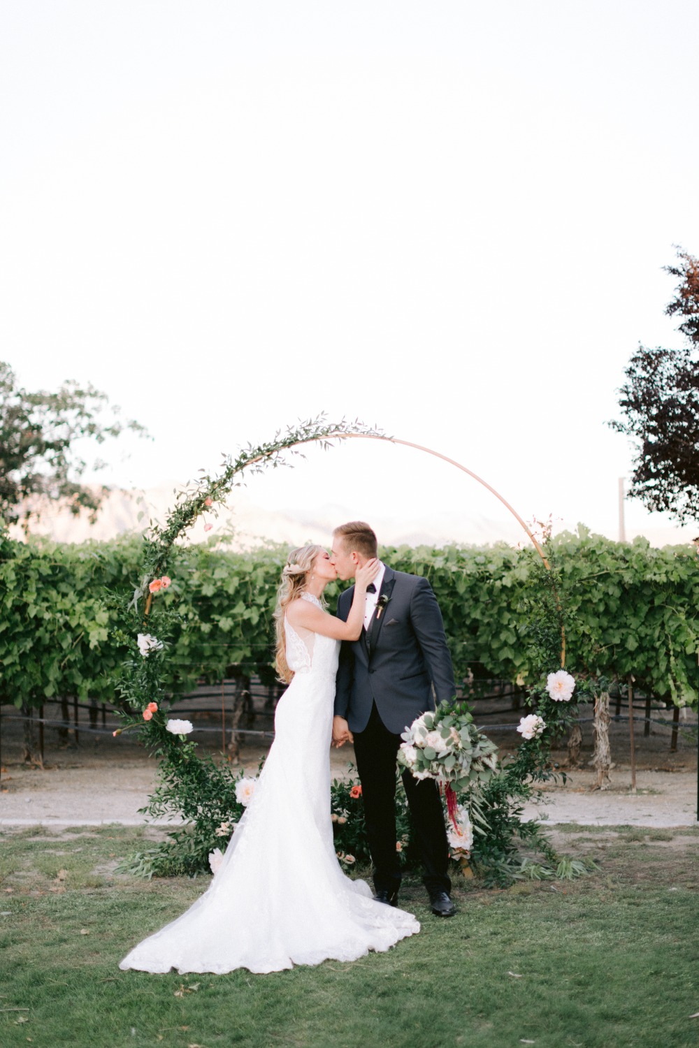 winery-in-the-las-vegas-desert-wedding-i