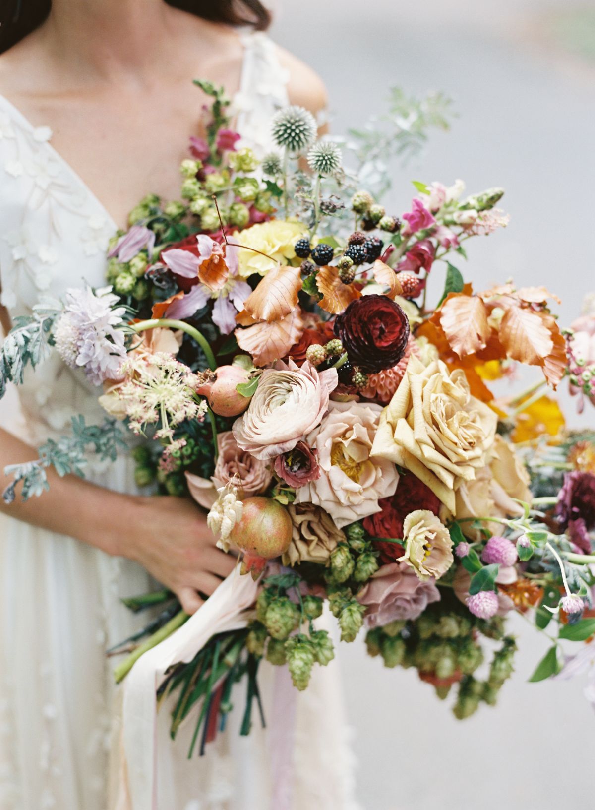 wildflower wedding boquet with berries