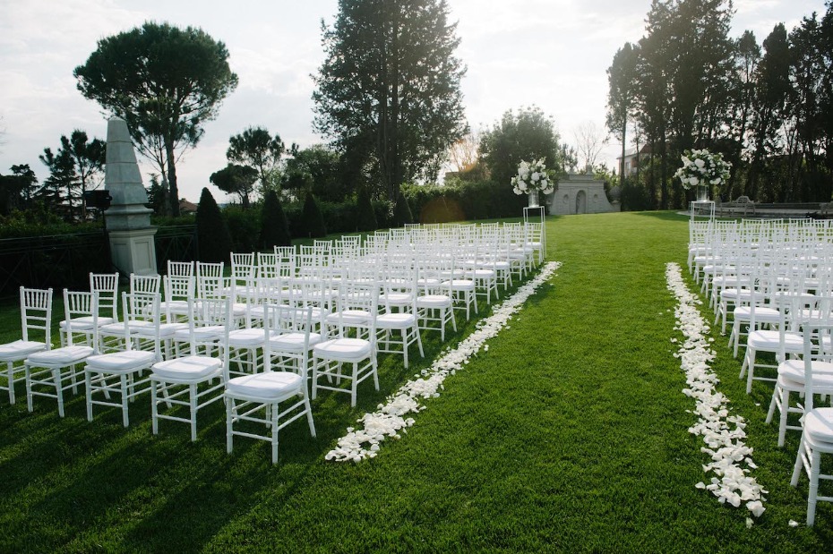 Rome wedding venue with outdoor wedding ceremony