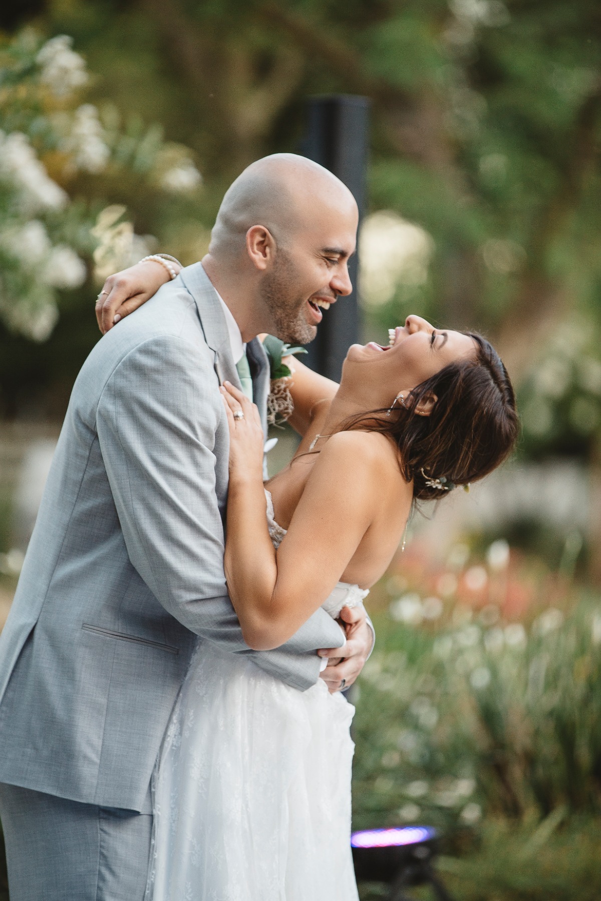 bride and groom first dance