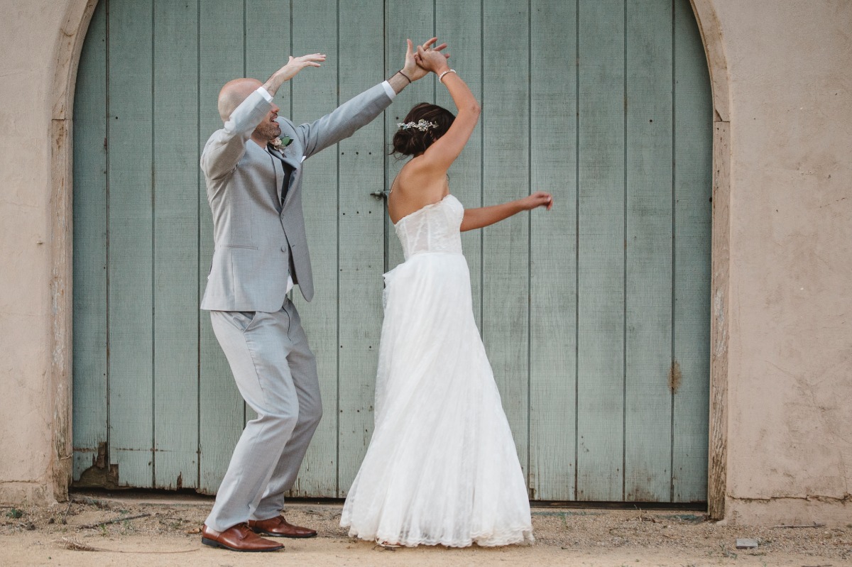 fun candid wedding ideas