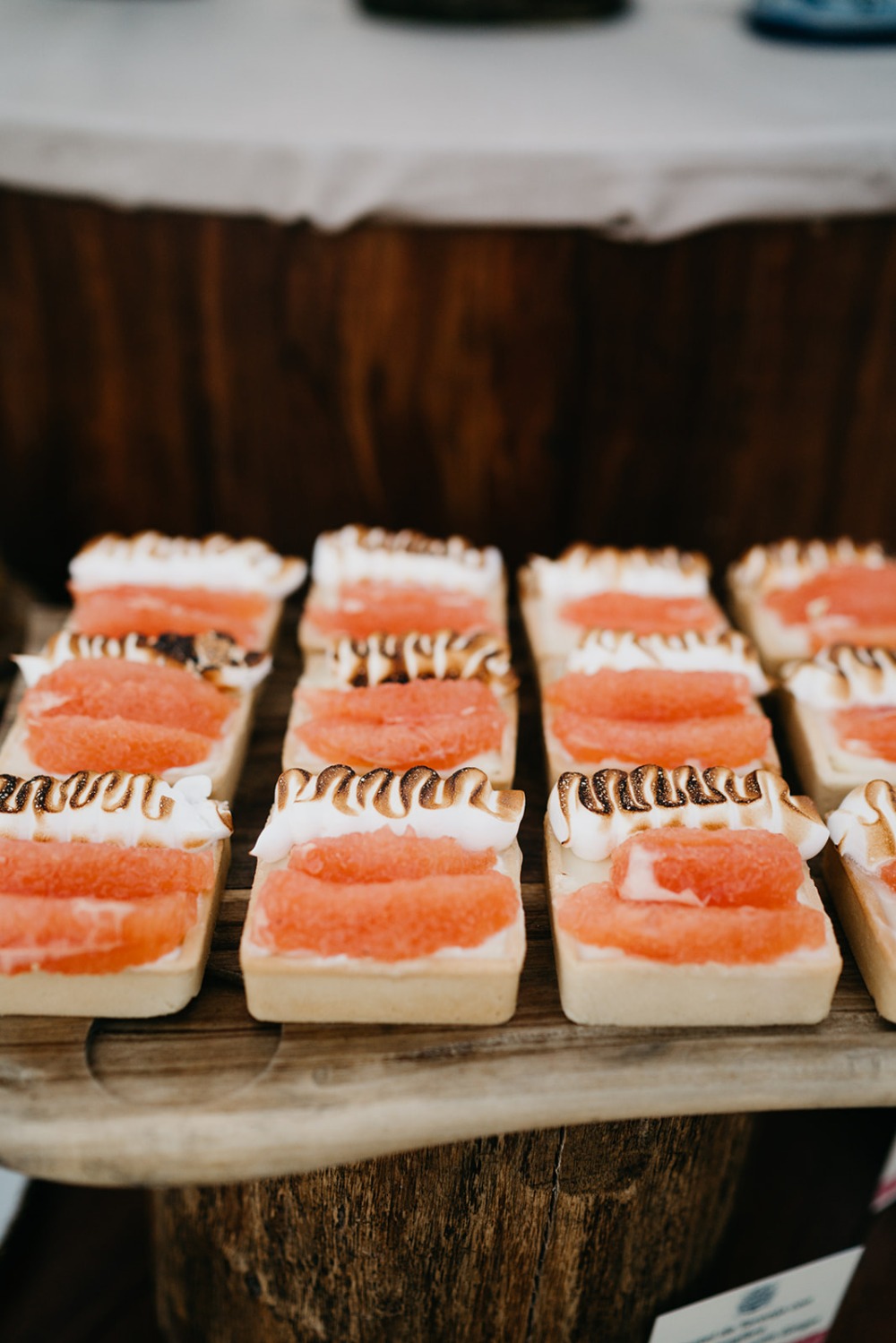 dianadianaromoweddingscom