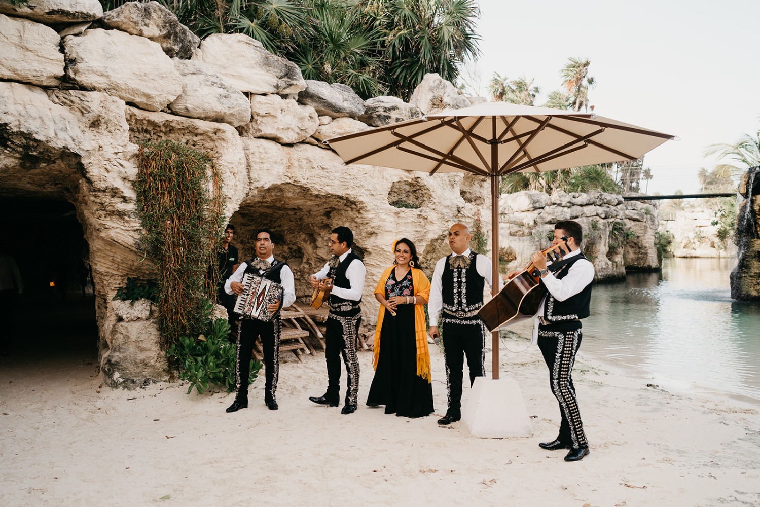 dianadianaromoweddingscom