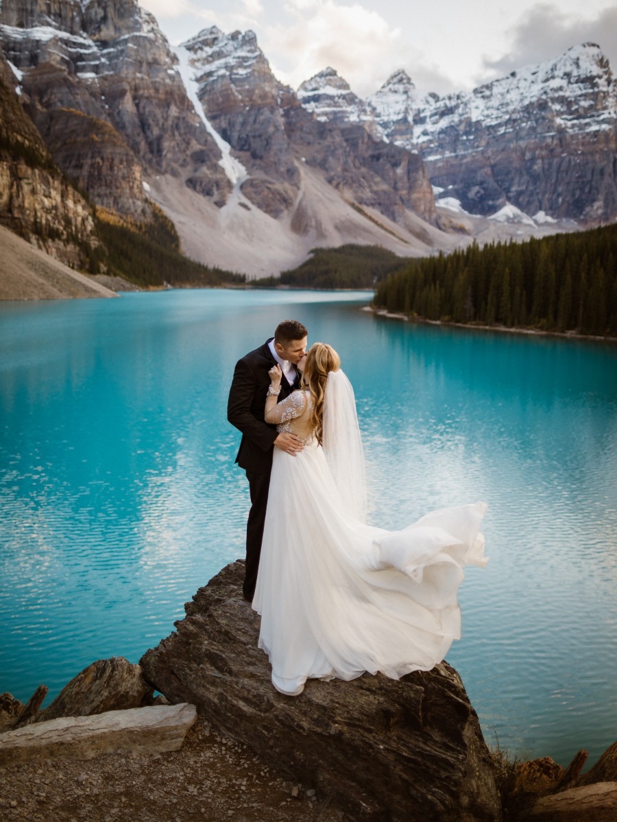 Intimate Banff Elopement at Lake Louise and Moraine Lake