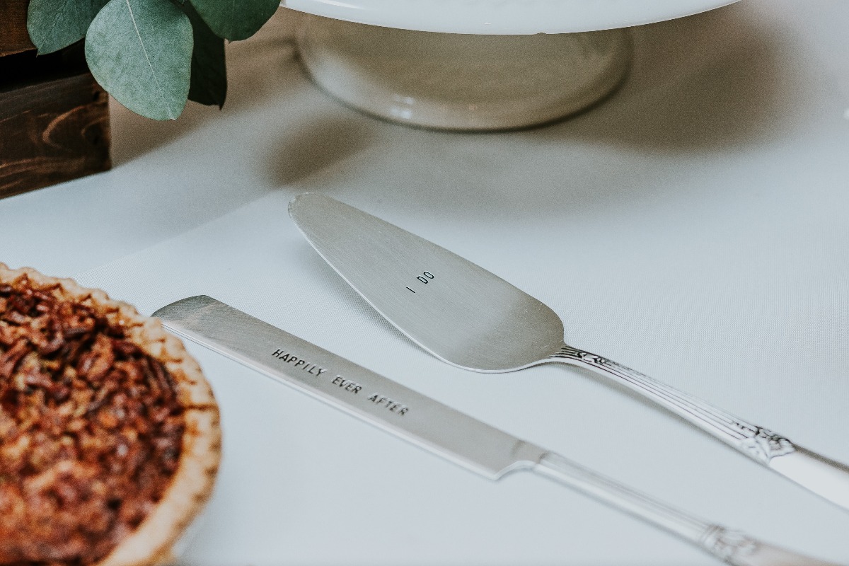 wedding cake knife and serving spoon