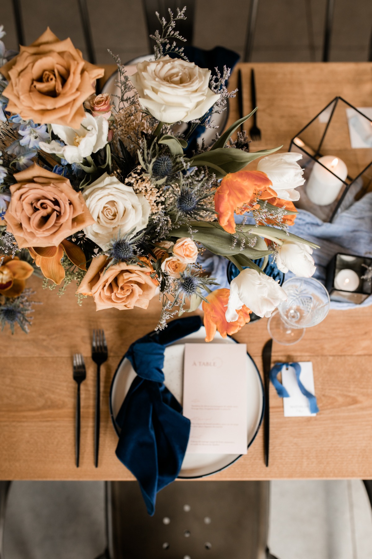 navy and terra cotta chic and modern wedding reception decor ideas