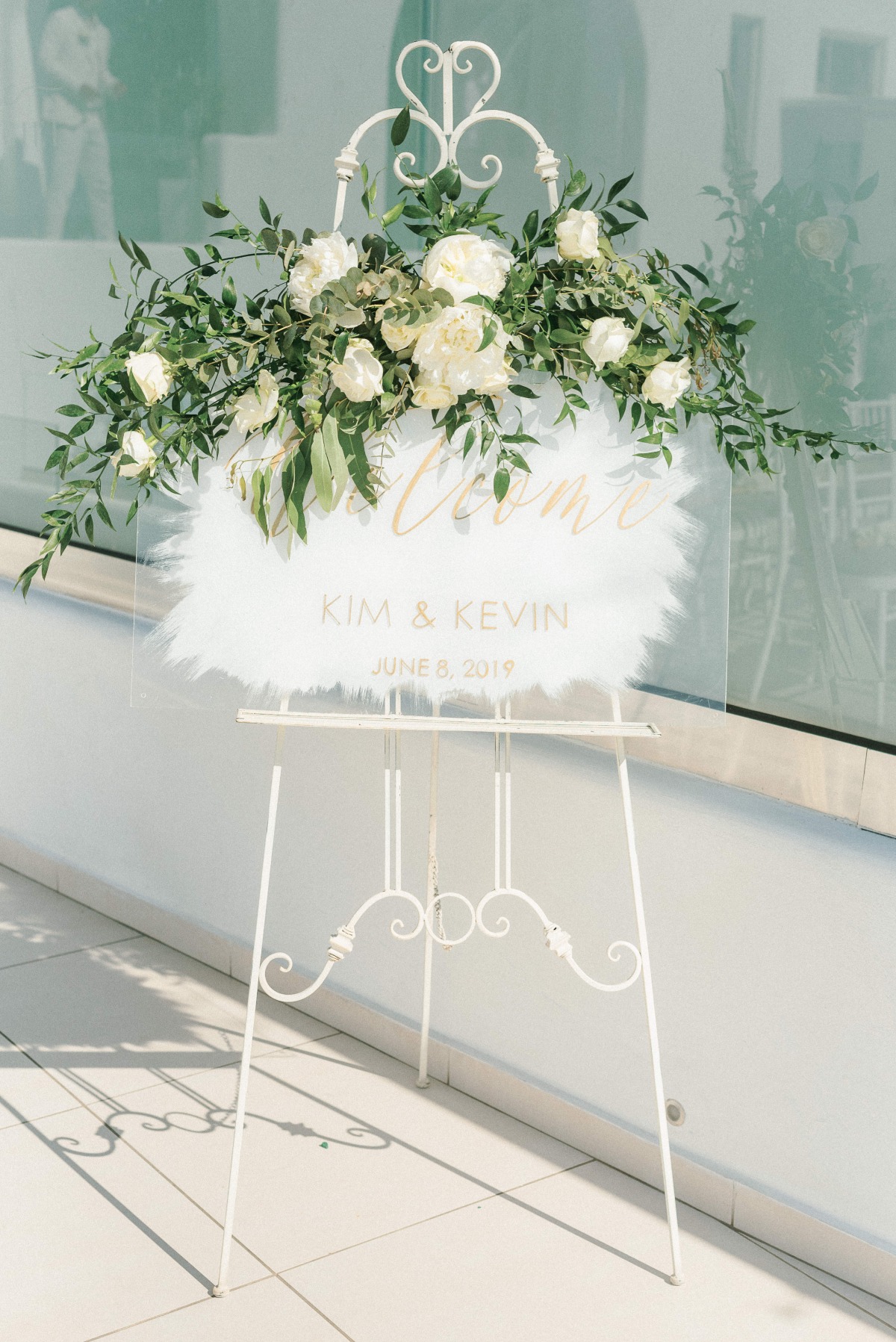 acrylic welcome wedding sign