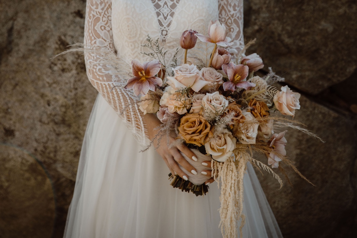 romantic blush colored wedding bouquet