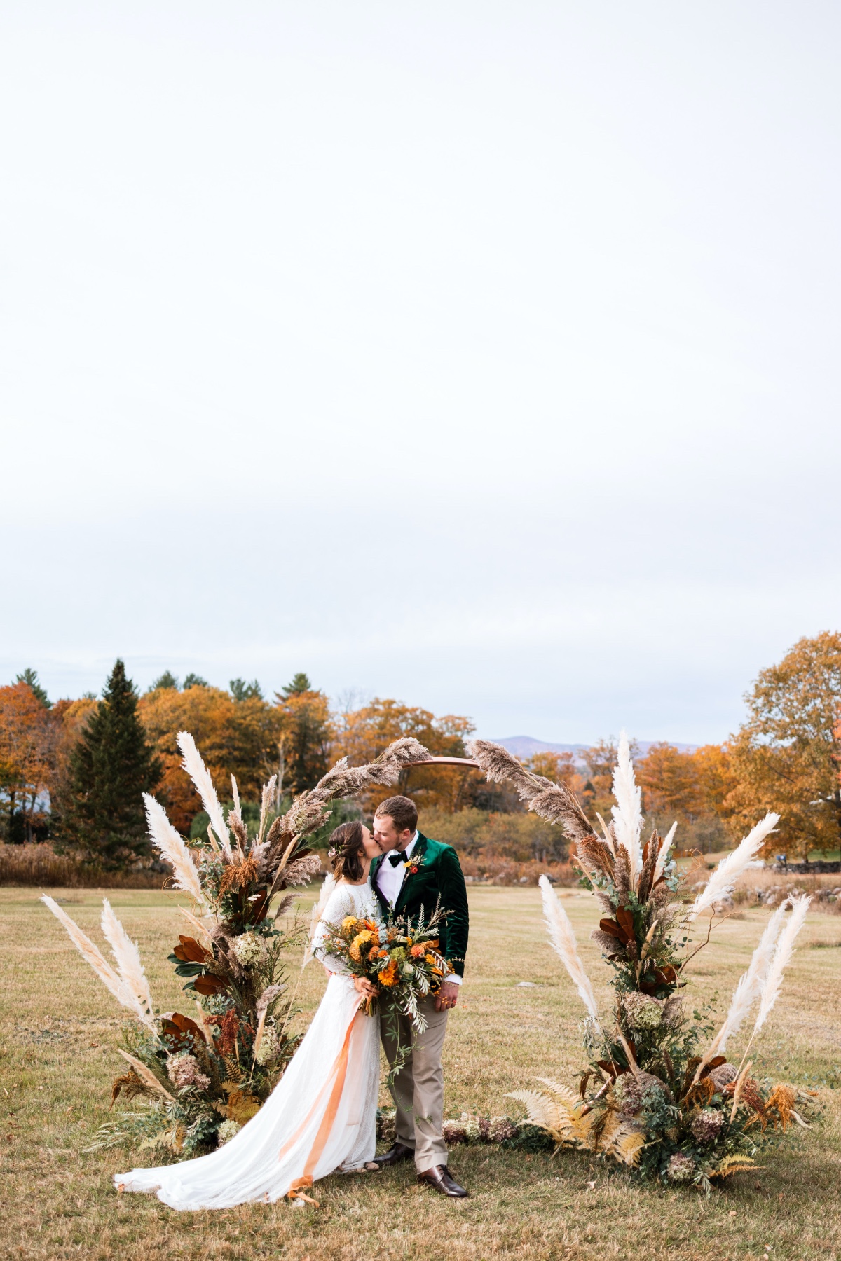 maple-rock-styled-vow-renewal-jessie-fel
