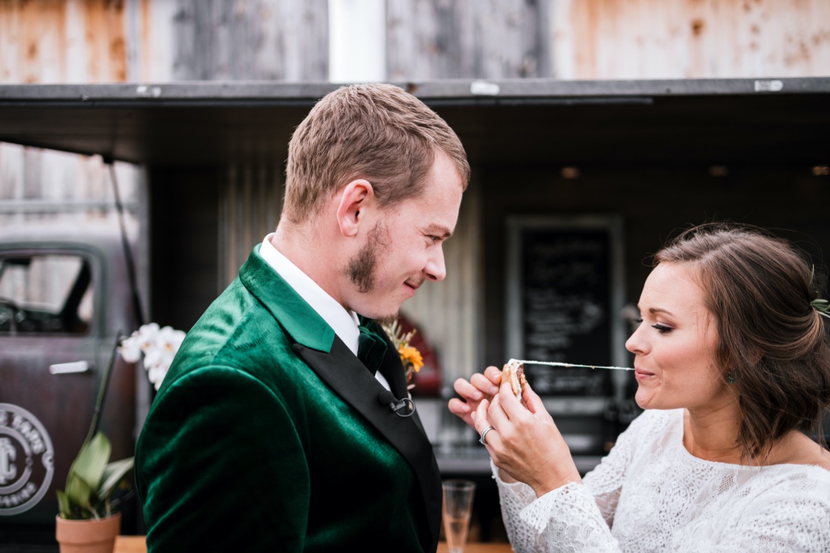 maple-rock-styled-vow-renewal-jessie-fel