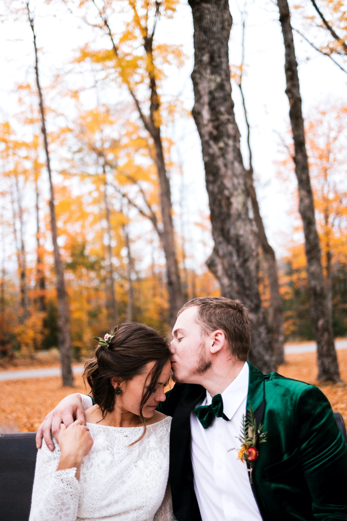 maple-rock-styled-vow-renewal-jessie-fel