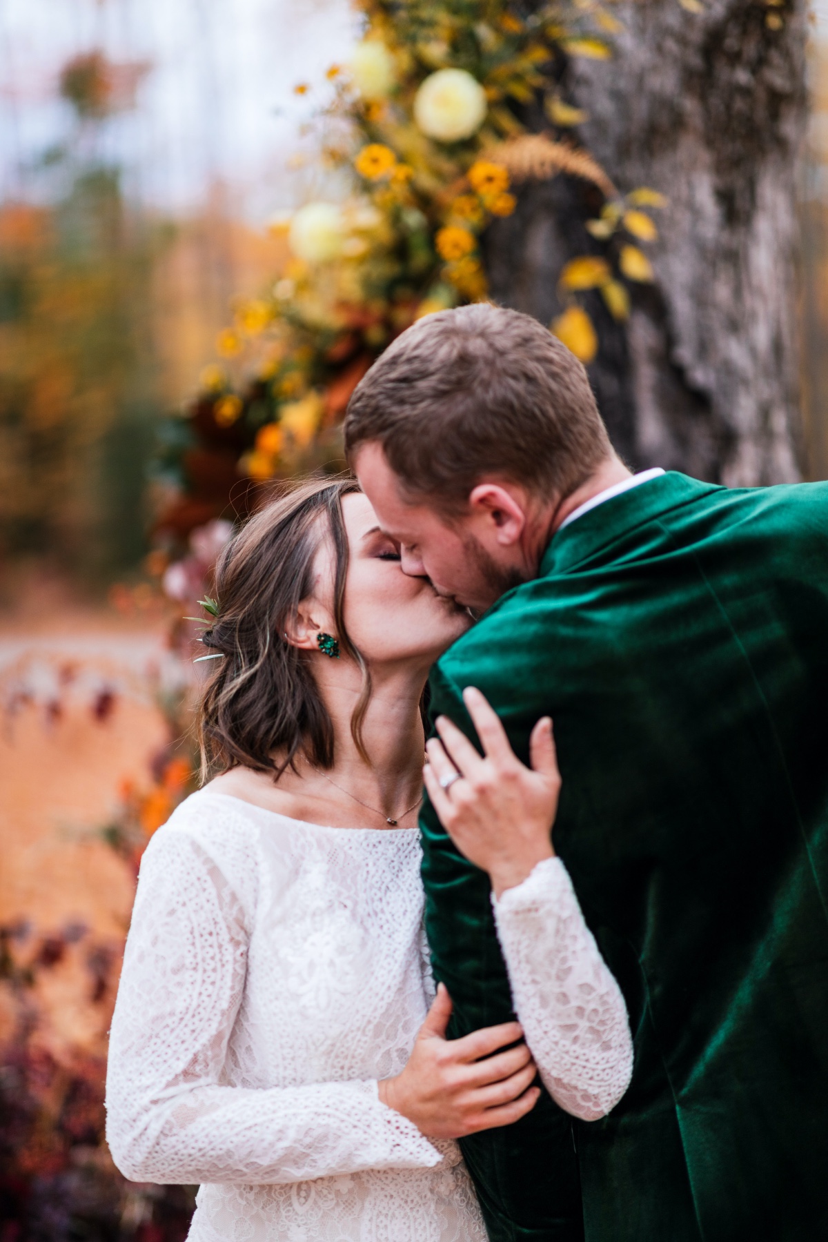 maple-rock-styled-vow-renewal-jessie-fel