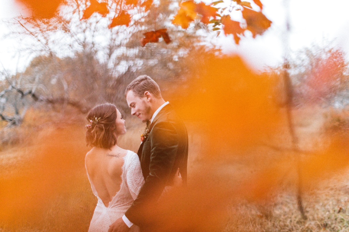 maple-rock-styled-vow-renewal-jessie-fel
