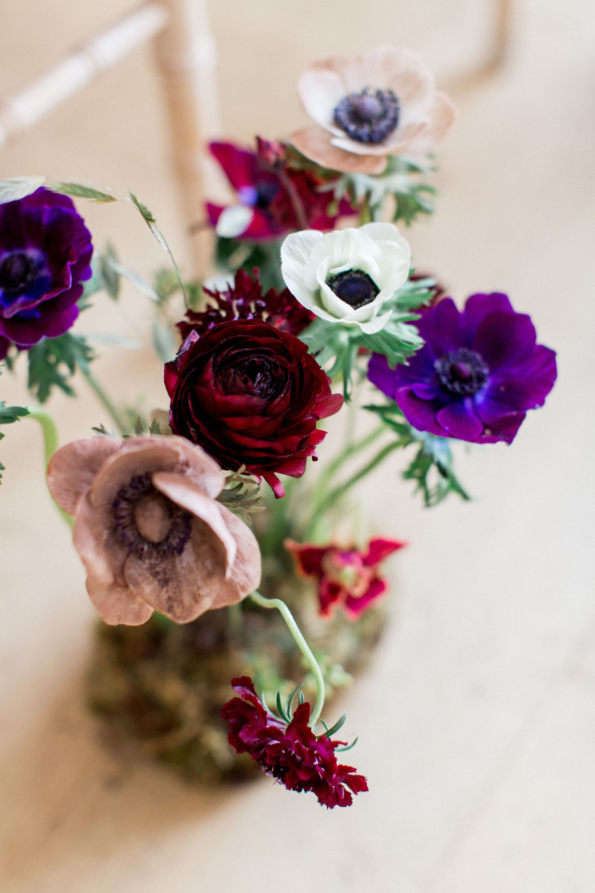 anemone wedding florals