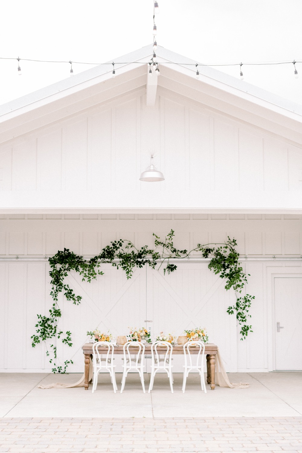 outdoor rustic wedding dining ideas