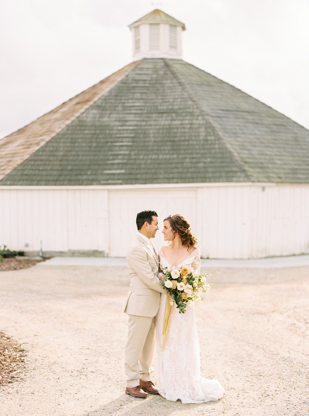 octagon-barn-editorial-shoot