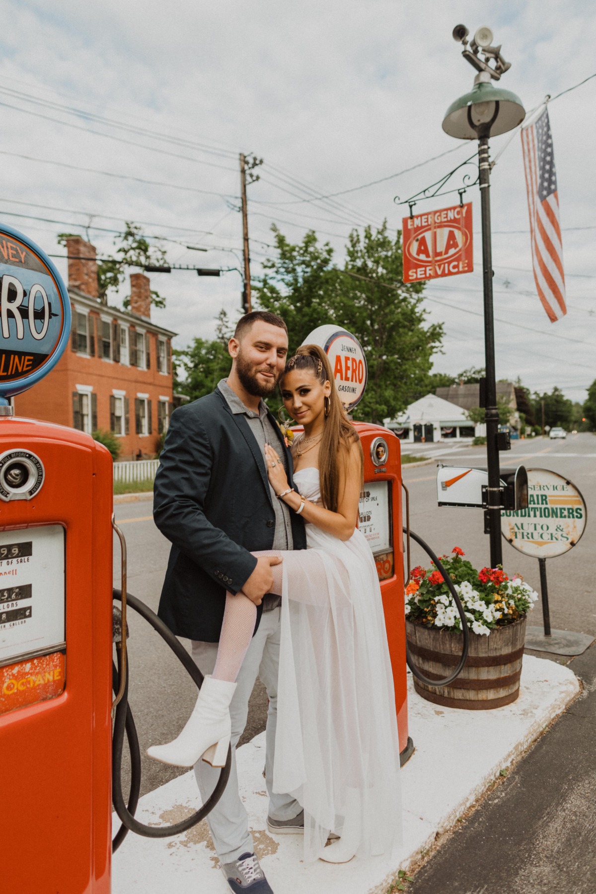 old-gas-station-photoshoot-styled-new-ha