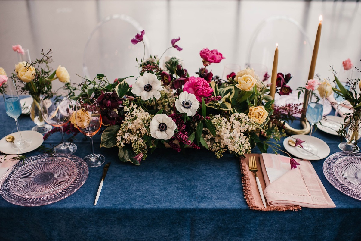 blue and pink wedding table decor ideas