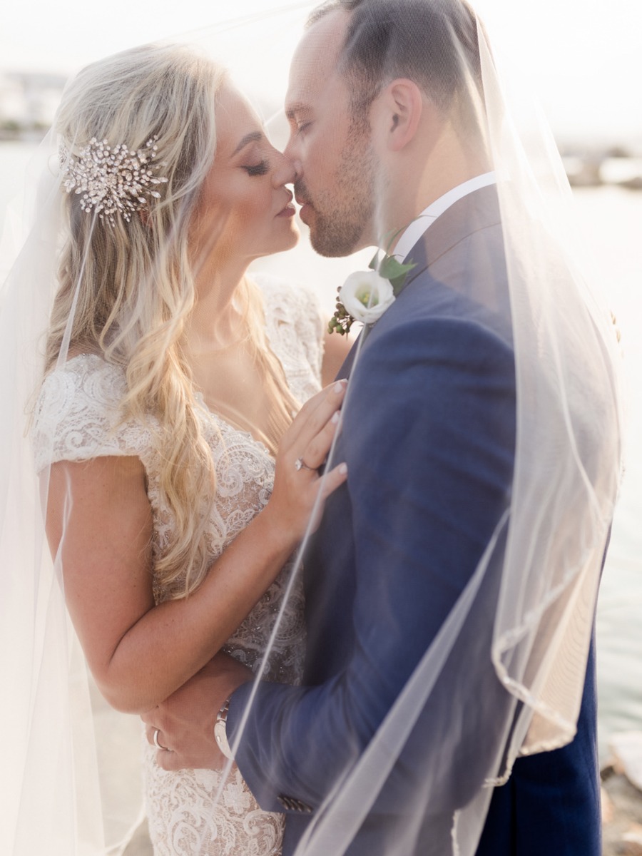 They Reconnected After 15 years and Got Married In Greece