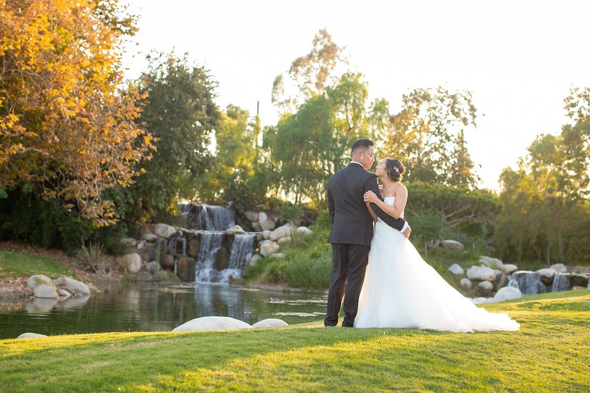 Coyote Hills Golf Course picturesque wedding backdrop