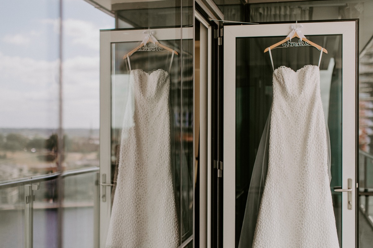 bride wedding dress