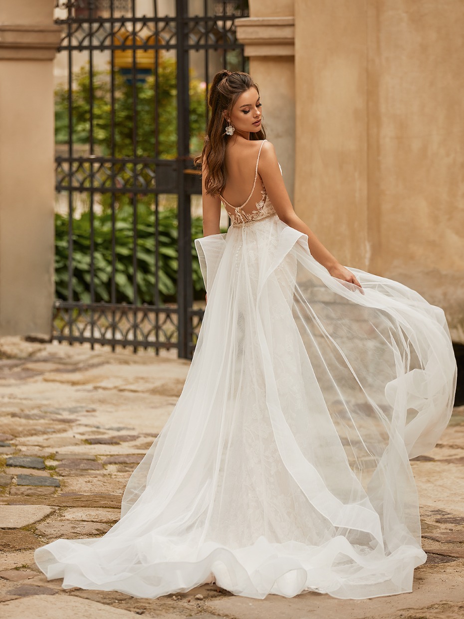 This New Collection from Moonlight Bridal Is Exactly What 2021 Brides Need