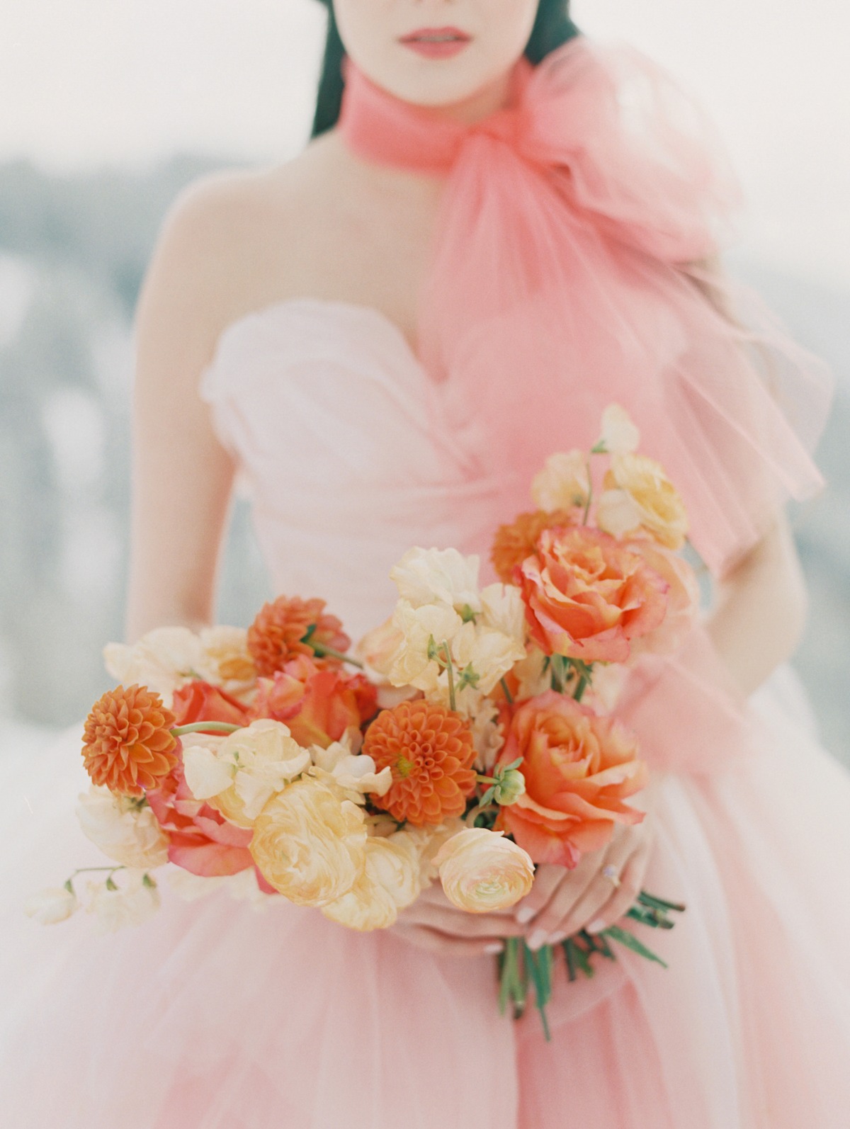 orange and peach wedding bouquet