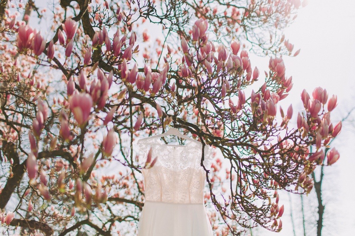 Spring Magnolia Wedding Inspiration at Chateau Villa Bork
